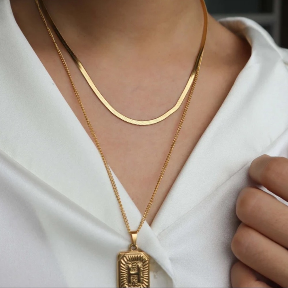 Waterproof snake chain choker necklace - Picture 3 of 3